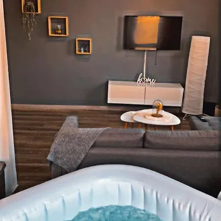 Cosy Et Chaleureux Avec Jacuzzi *